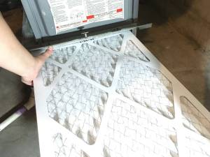 Picture1 4 300x225 - Step-by-Step Guide to Changing Your Furnace Filter: Expert Tips from Hanna Heating & Air Conditioning